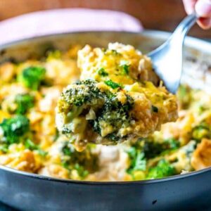 https://healthfinitymeals.com/wp-content/uploads/2022/12/One-Pan-Cheesy-Cauliflower-Rice-with-Broccoli-and-Chicken-8-300x300.jpg